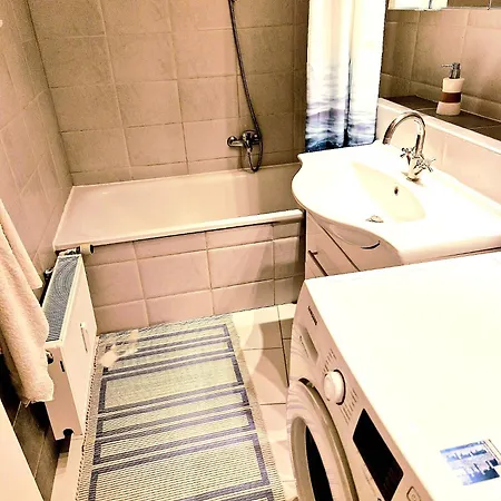 Grosse 3 Zimmer Ferienwohnung In * اركراث